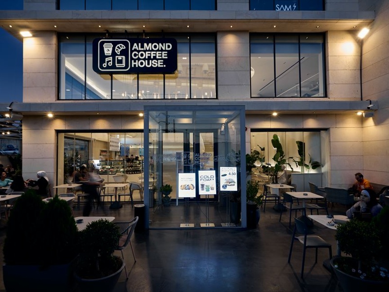 Almond Coffee house – Mecca Street